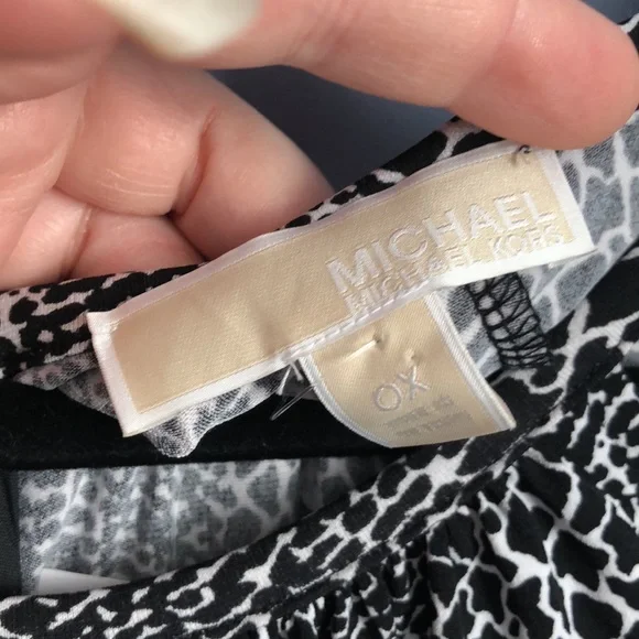 ⭕️ PRICE FIRM NEW MICHAEL Michael Kors 0X Black and White Print Cutouts Dress - Picture 5 of 8